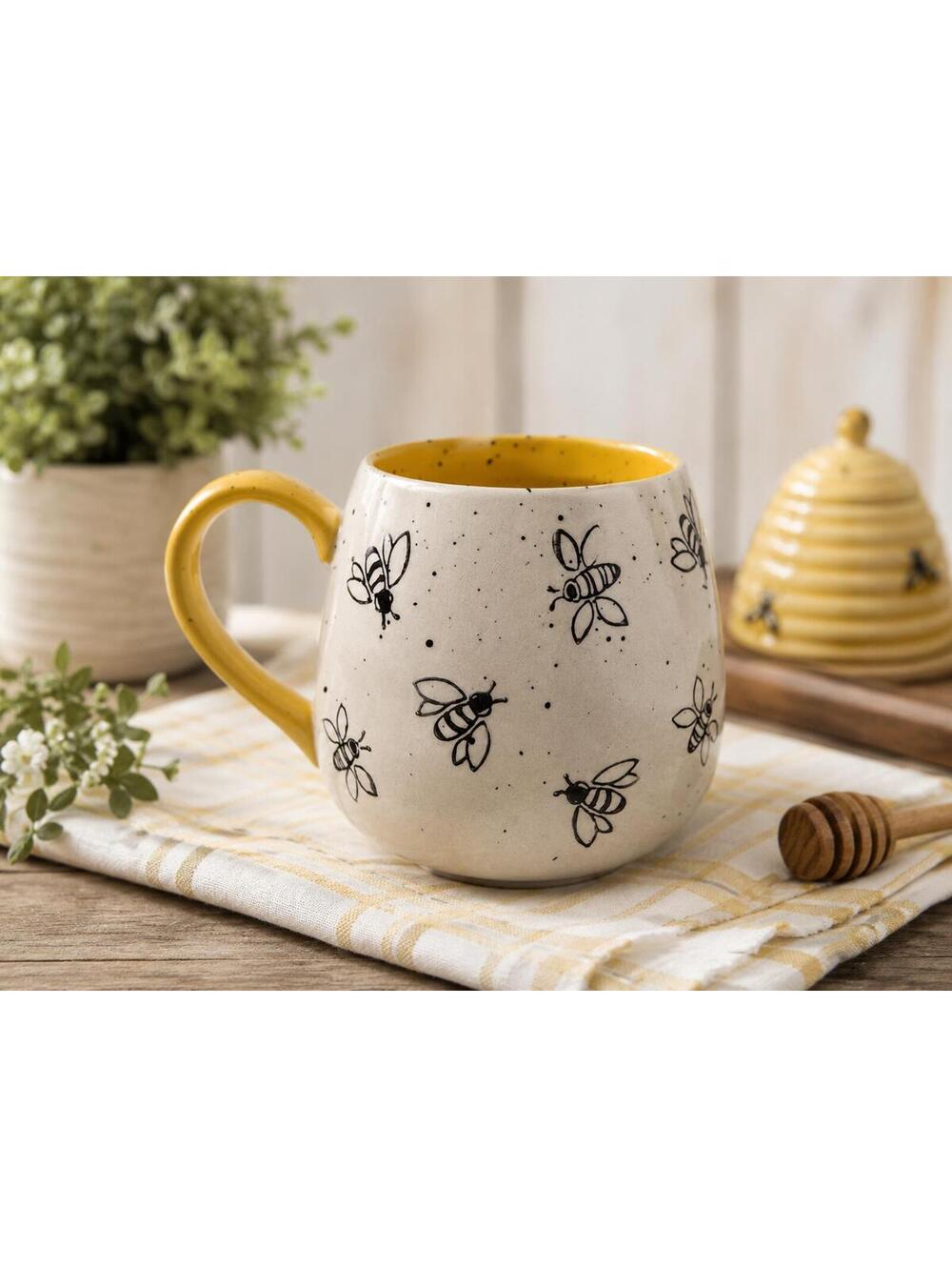 Meritage Oversized White Yellow Honey Bee Mug w/ Bee On Bottom